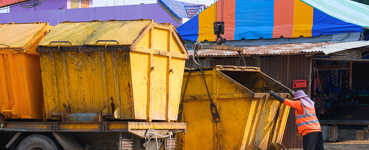 Tips for businesses to reduce waste with proper garbage skip usage, showcasing a commercial skip bin for business - POWER bear