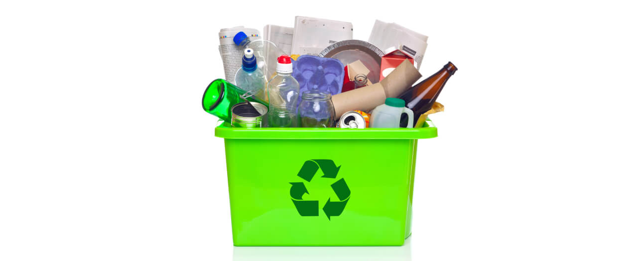Green recycling trash bin